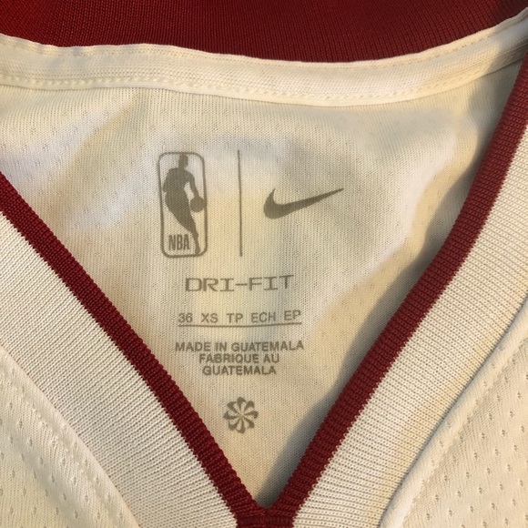 Nike Miami Heat Basketball Jersey - Jimmy Bulter - Picture 3 of 3